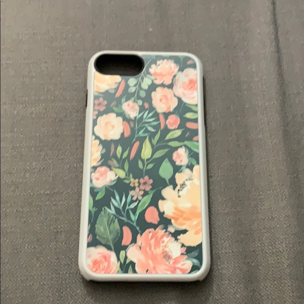 Green floral iPhone 7+ phone case -